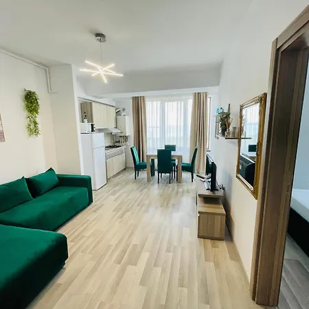 Summerland Apartament